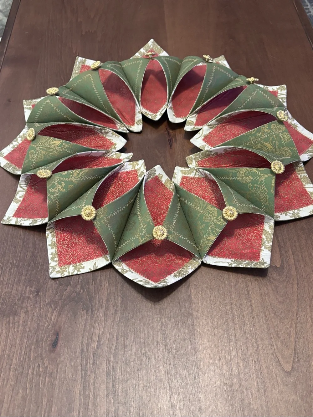 Hand Crafted Fold n’ Stitch Holiday Wreath/Table Centerpiece
